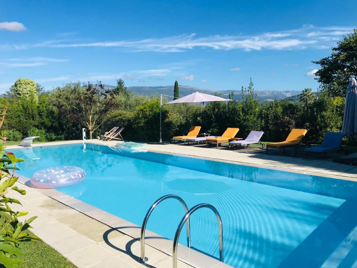 Le Mas de la Source Bed and Breakfast Mougins Exterior foto
